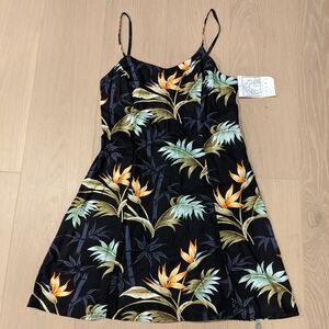 Vintage made in Hawaii 90's silhouette tropical dress